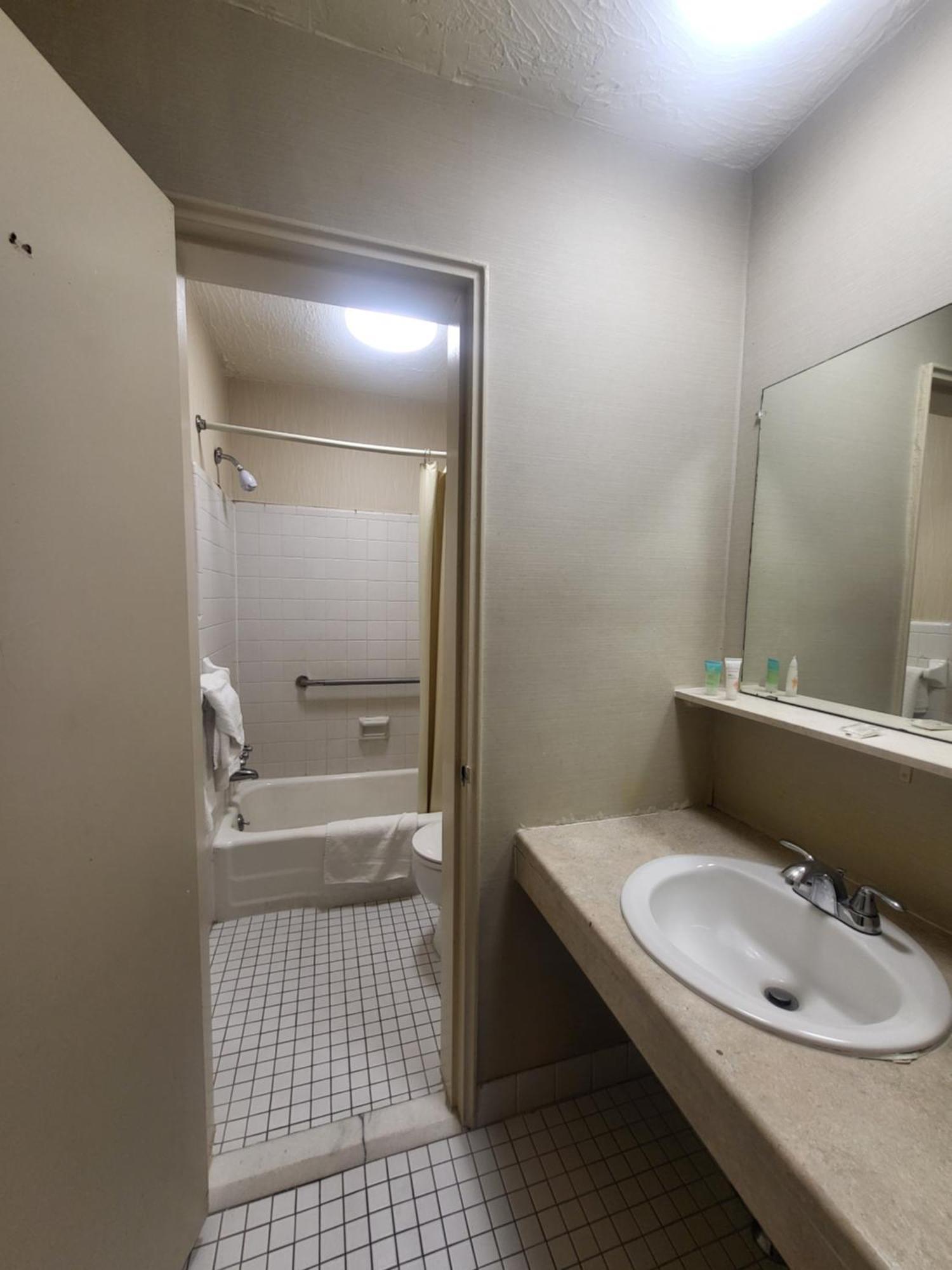 Roosevelt Inn At Roosevelt Blvd, Philadelphia, Pa Εξωτερικό φωτογραφία